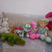 تعدادی عروسک سالم