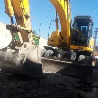 بیل لاستیکی هیدرومک ۲۰۰ درحد ۲۰۱۱|خودرو سنگین|خرم‌آباد, |دیوار