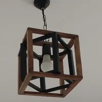 لوستر چوبی