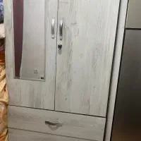 کمد لباس در حد نو