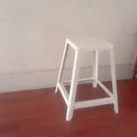 چهار پایه فلزی
