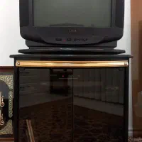 تلویزیون رنگی اطلس قدیمی با تمام تشکیلات