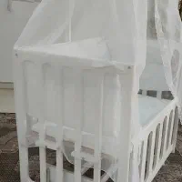 گهواره کنار تخت مادر|تخت و صندلی بچه|ماکو, |دیوار