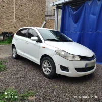 ام وی ام 315 هاچبک