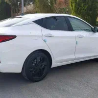 کی ام سی j7 / بهمن ماه ۱۴۰۴|خودرو سواری و وانت|کرمان, |دیوار