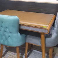 میز غذا خوری و آیینه کنسول