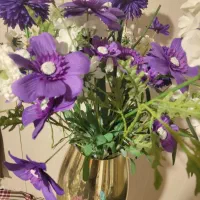 گل وگلدان بسیار زیبا، خارجی|گل مصنوعی|ری, ظهیرآباد|دیوار