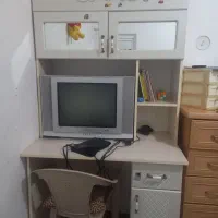 میزتحریروکتابخانه