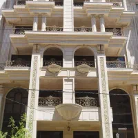 آپارتمان سه خوابه/مشاعات فول/تاپ لوکیشن/عظیمیه