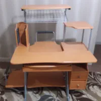 میز کامپیوتر