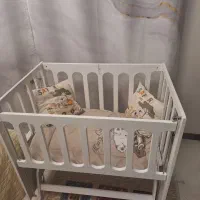 تخت کنار مادر سفید|تخت و صندلی بچه|تهران, کاشانک|دیوار