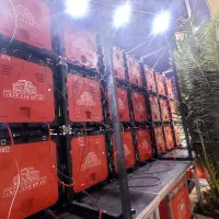 تلوزیون شهری( تی وی بک)|تلویزیون و پروژکتور|صدرا-فارس, فاز ۱|دیوار