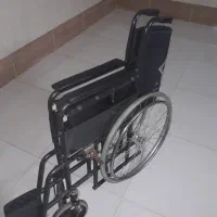 ویلچر تمیز و با کیفیت و تاشو|آرایشی، بهداشتی، درمانی|مشهد, ثامن|دیوار