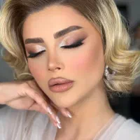 میکاپ وشینیون cipدر سالن دخترروز با تیمی مجرب