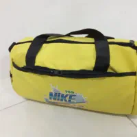 تعدادی کیف ازجمله کوله پشتی.ورزشی وارایشی|کیف، کفش، کمربند|فردیس, منظریه|دیوار