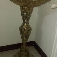 جا میوه ای کنار سالنی