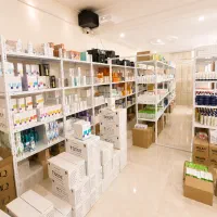 محصولات مراقبت پوست با قیمت عمده /تک‌فروشی