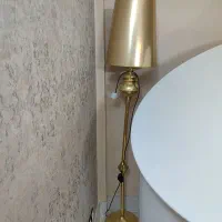 فروش آباژور طلایی رنگ و لوکس در حد نو