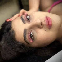 اکستنشن مژه ( کلاسیک،اسپایکی، والیوم)|خدمات آرایشگری و زیبایی|خمینی‌شهر, |دیوار