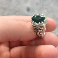 زمرد اصل پاکستانی قلمزنی شده