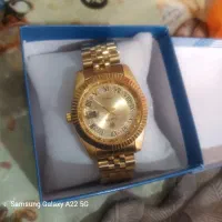 ساعت ضدآب تمیز