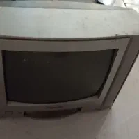 تلویزیون سالم رنگی سایز کوچک