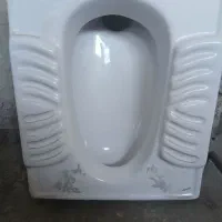 کاسه توالت در حد نو