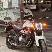 بنلی ۳۰۰ سی سی جفت سیلندر