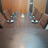 اجاره سالن جلسه و کلاس در مرکز شهر|اجارهٔ کوتاه‌مدت دفتر کار و فضای آموزشی|تهران, نجات اللهی|دیوار