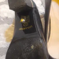 چندتا کفش  شیک دو  نیم بوت نو ویه کفش مجلُسی|کیف، کفش، کمربند|دورود, |دیوار