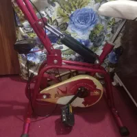 دوچرخه ثابت ورزشی