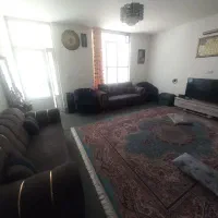 آپارتمان ۷۰ متر هم کف حیاط دار لاوان