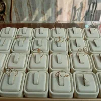 بندانگشتی زیر1گرم وبقیرو(امروز۲شنبه هستیم)