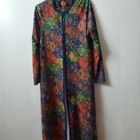 مانتو|لباس|مشهد, کارمندان دوم|دیوار