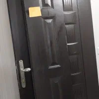 درب آپارتمانی دو لنگه به همراه ففل و دستگیره|مصالح و تجهیزات ساختمان|رشت, کوی مهر|دیوار