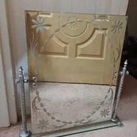 ایینه قدیمی و عتیقه سالم