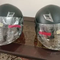 دوعدد کلاه کاسکت