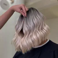 تخفیف ویژه رنگ و لایت و کراتین صافی و احیا