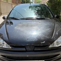206 آریان V8