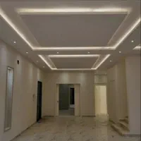 گچ کار حرفه ای و ابزار کار