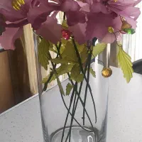 گل و گلدان شیشه ای