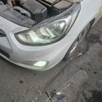 تعمیروتعویض انواع لامپهای فابریکی با هدلایت وزنون