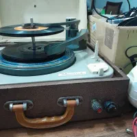 گرامافون بسیار بسیار قدیمی سالم انگلیسی اصل