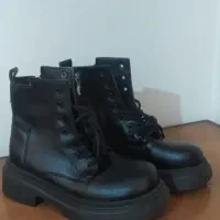 نیم بوت سایز ۳۵مشکی