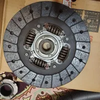دیسک و صفحه کلاچ شاهین . بلبرینگ کلاچ|قطعات یدکی و لوازم جانبی|قم, بکایی|دیوار