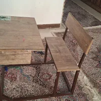 میز تحریر دبستان