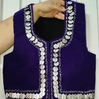 سخمه کوردی|لباس|دهگلان, |دیوار