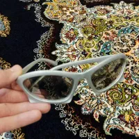 عینک بالنسیاگا مدل خفاشی رنگ کروم تمیز