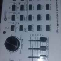 فروش فوری میکرفون ب همراه کارت صدا و سایر ادوات