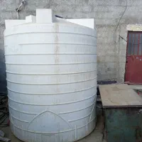 یک تانکر آب 6000لیتری به فرش می رسد